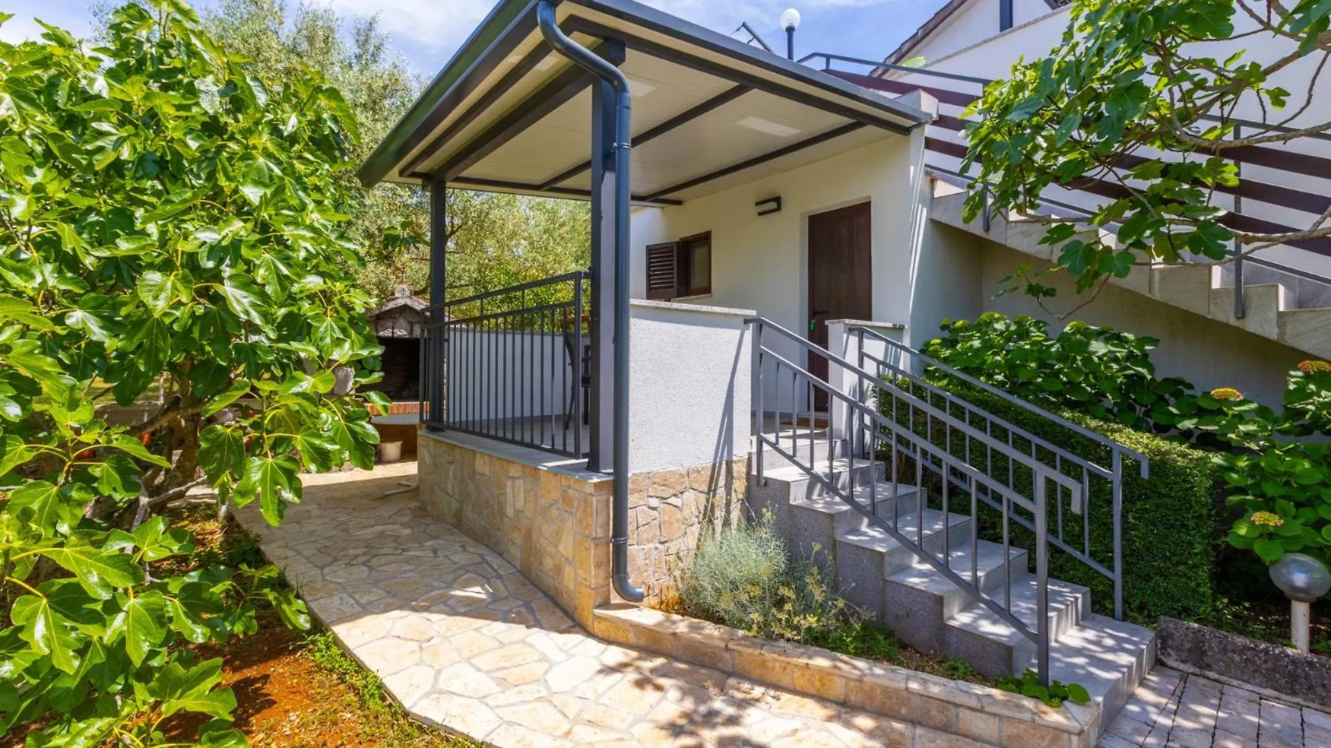 Apartments Mare Malinska
