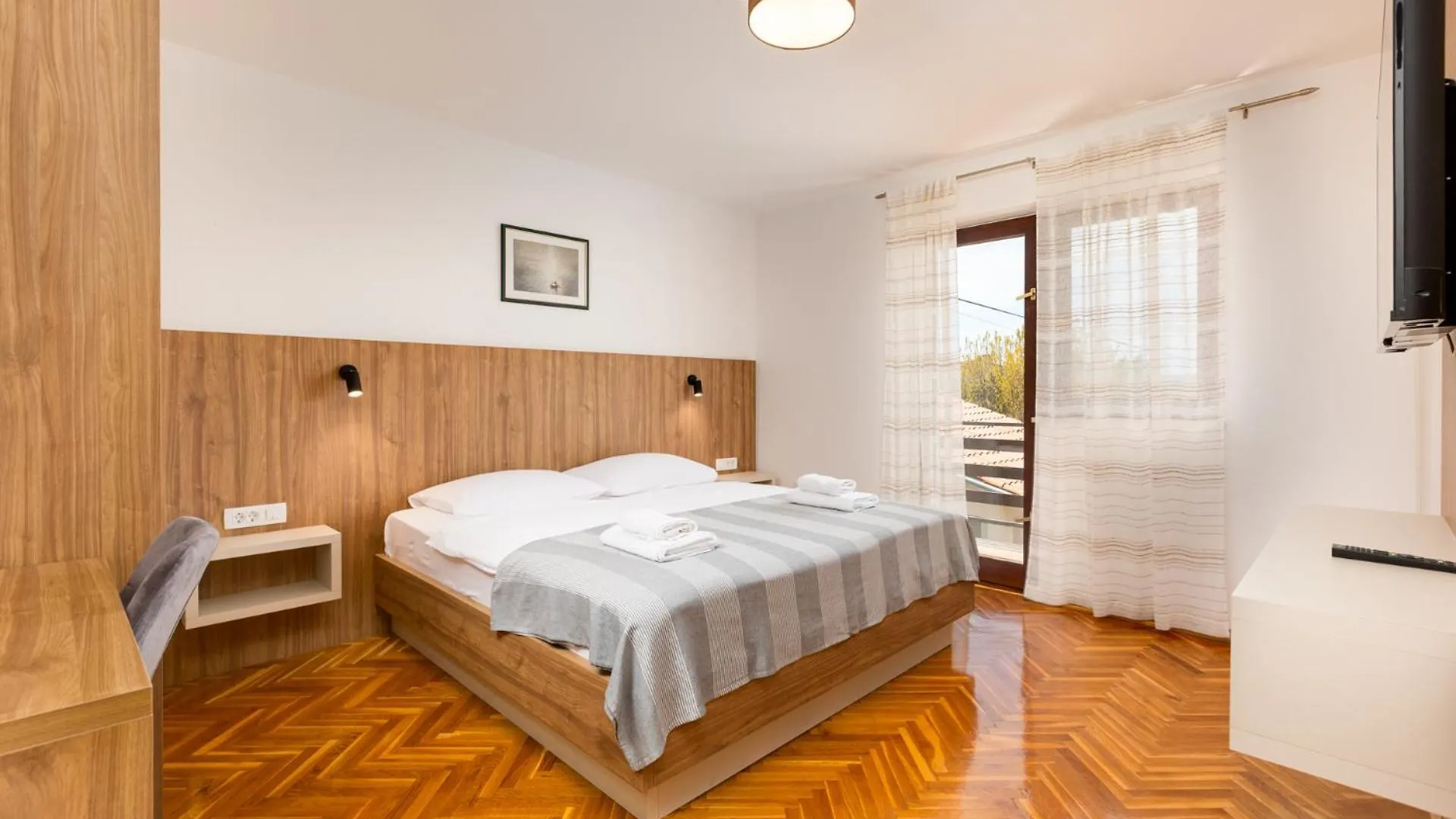 Apartments Mare Malinska