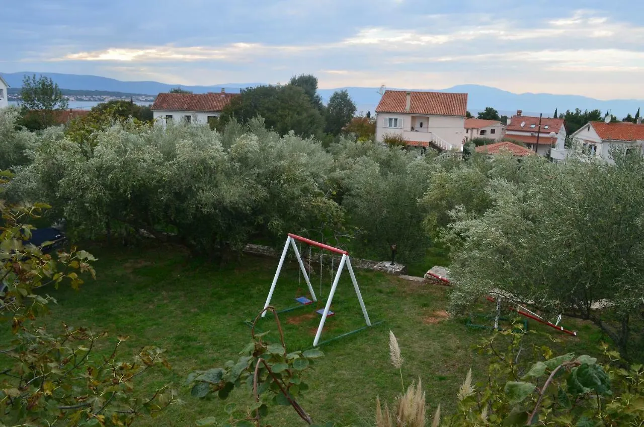 Apartments Mare Malinska