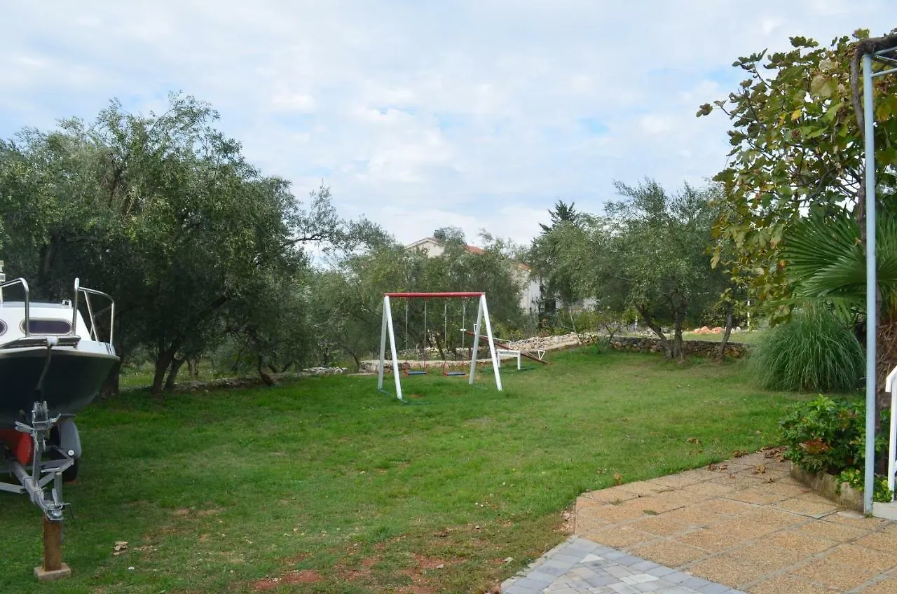 Apartments Mare Malinska 0*,