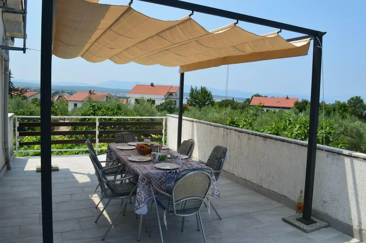 Apartments Mare Malinska