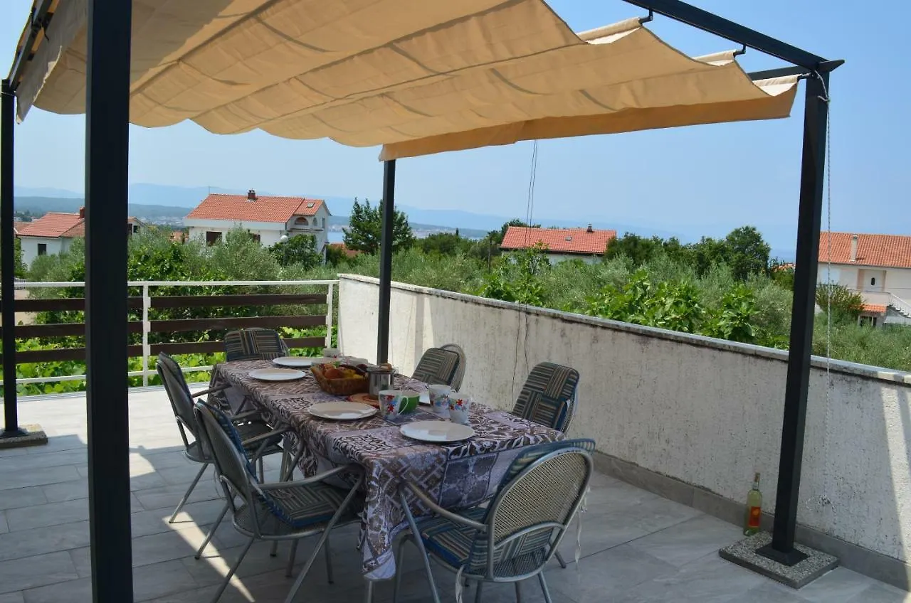Apartments Mare Malinska 0*,  Kroatië