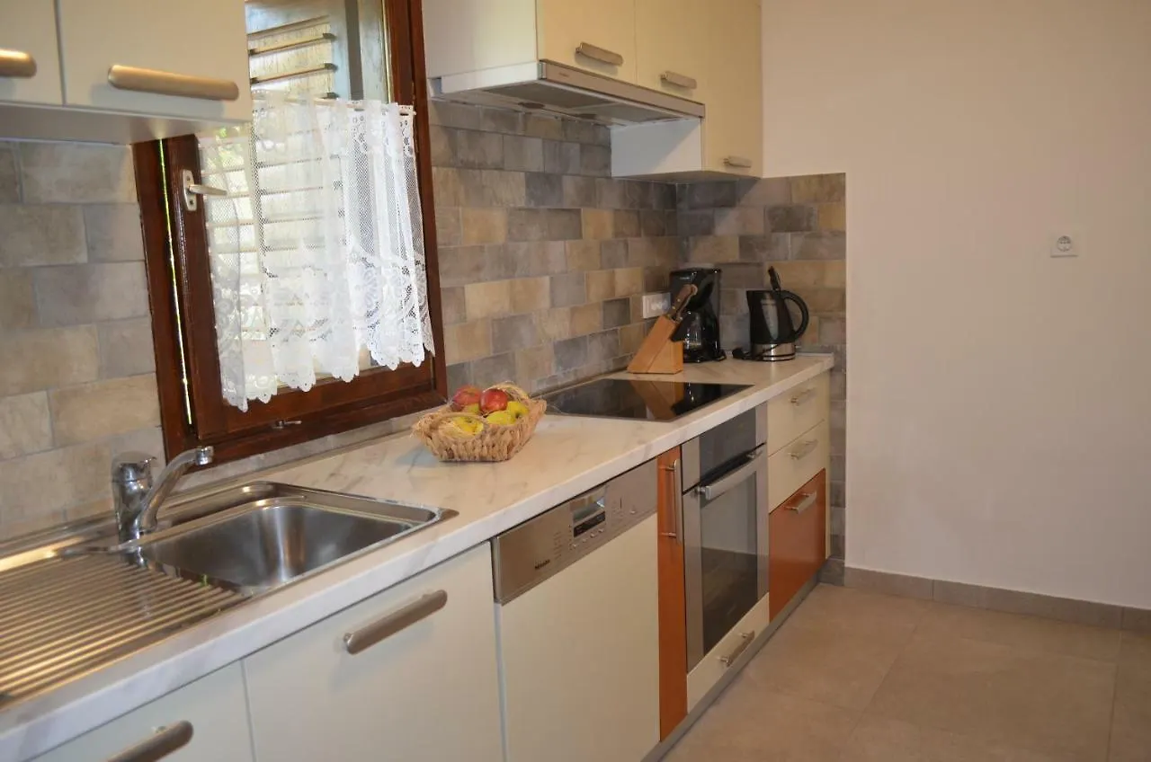 Apartments Mare Malinska Croatia